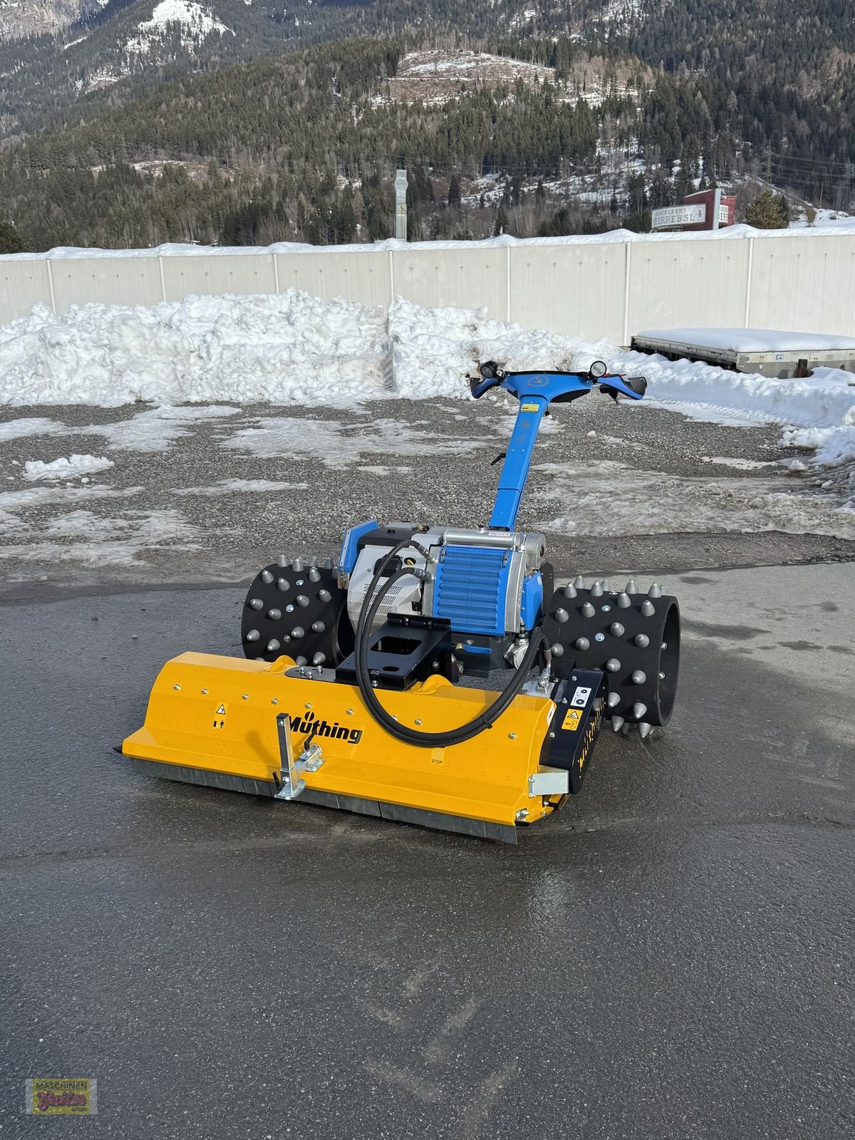 Motormäher of the type Brielmaier TYP 29 mit Müthing Mulcher, Neumaschine in Kötschach (Picture 24)