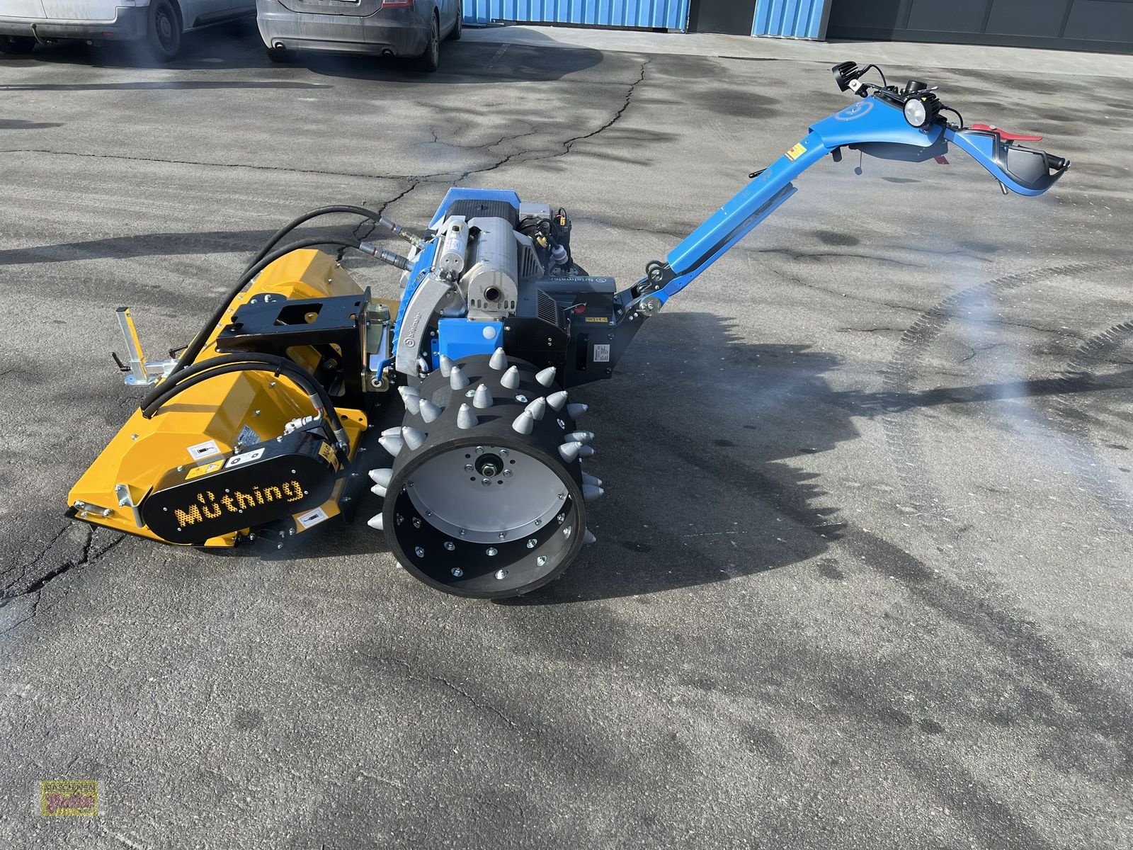 Motormäher of the type Brielmaier TYP 29 mit Müthing Mulcher, Neumaschine in Kötschach (Picture 4)