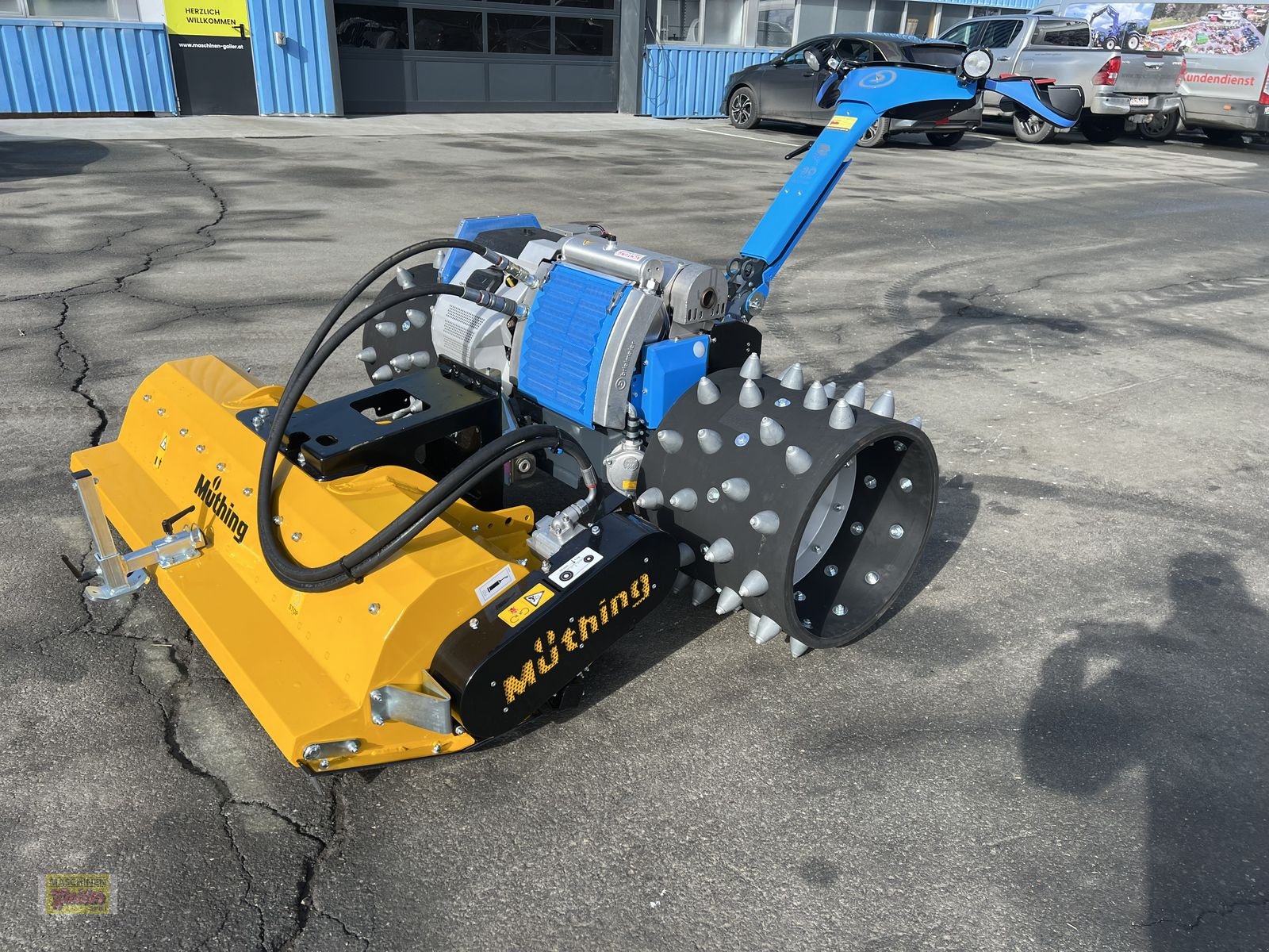 Motormäher of the type Brielmaier TYP 29 mit Müthing Mulcher, Neumaschine in Kötschach (Picture 3)