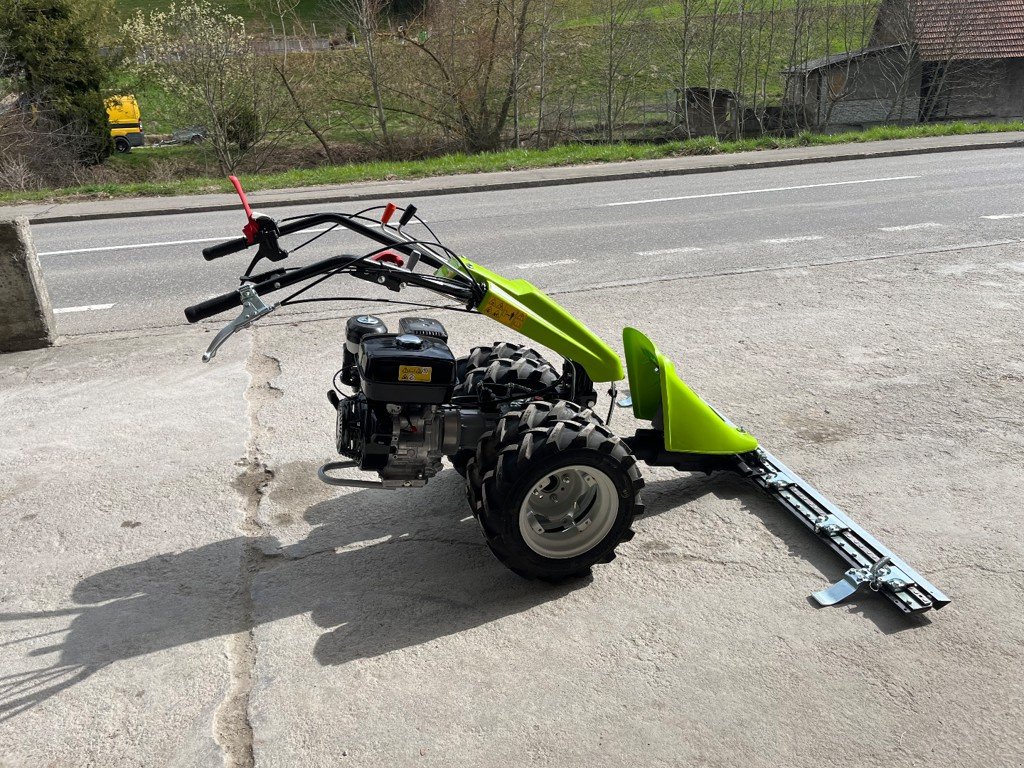 Motormäher of the type Grillo GF 3 DF, Neumaschine in Helgisried (Picture 3)