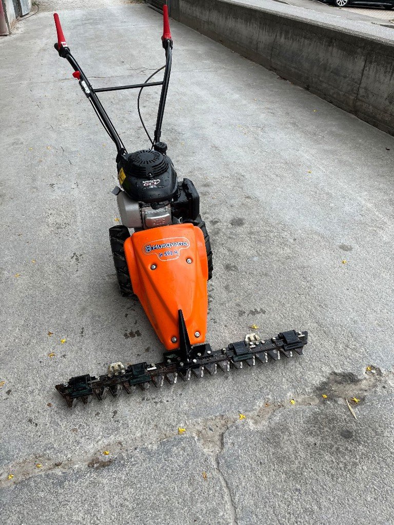 Motormäher des Typs Husqvarna H592H, Gebrauchtmaschine in Helgisried (Bild 1)