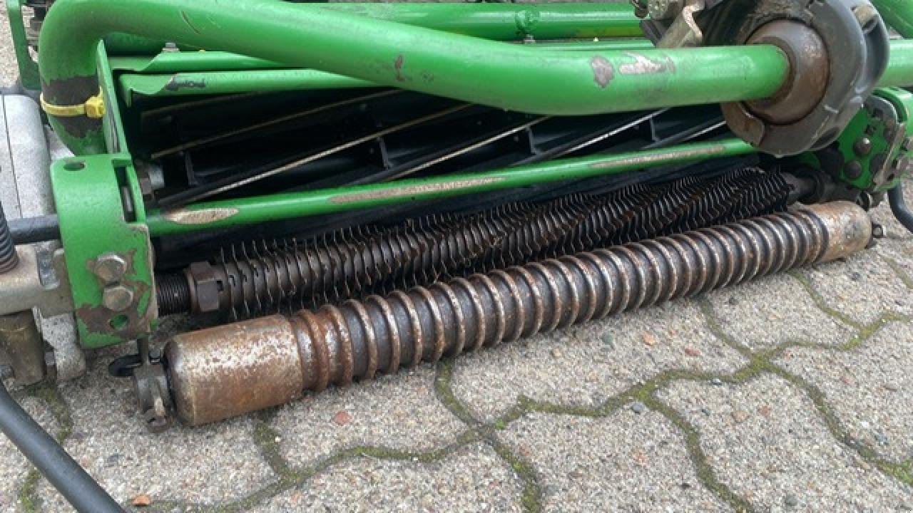 Motormäher of the type John Deere 2500 E, Gebrauchtmaschine in Alt Duvenstedt (Picture 5)