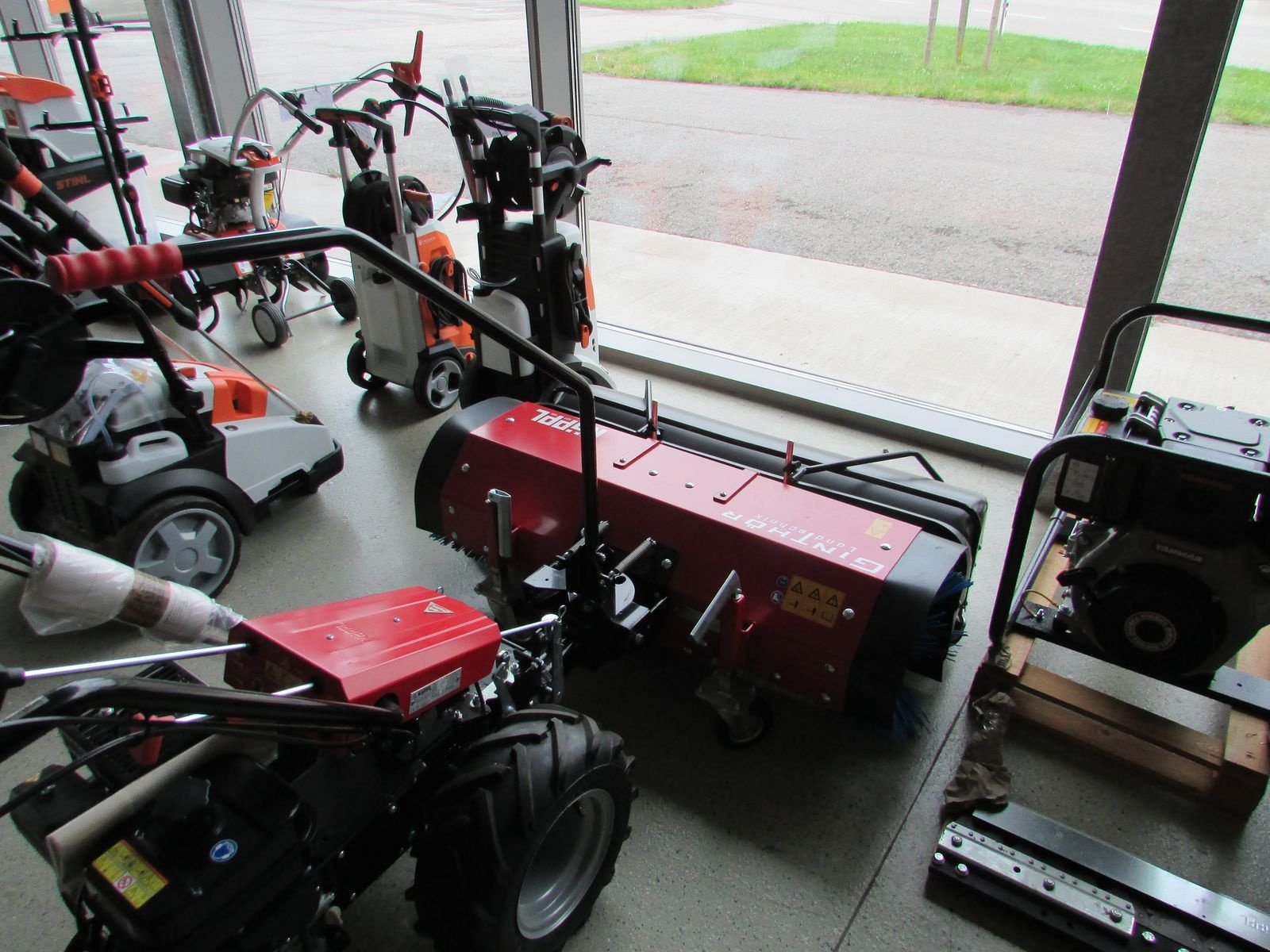 Motormäher типа Köppl Kehrmaschine KL 110, Gebrauchtmaschine в Saxen (Фотография 7)