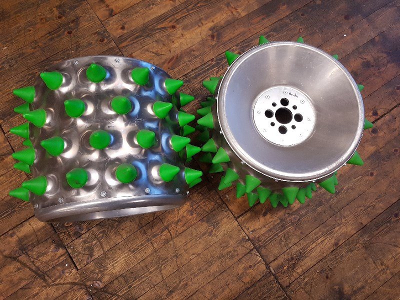 Motormäher of the type Rapid 4-reihig solo 10" ZB Nockenräder, Neumaschine in Chur (Picture 2)