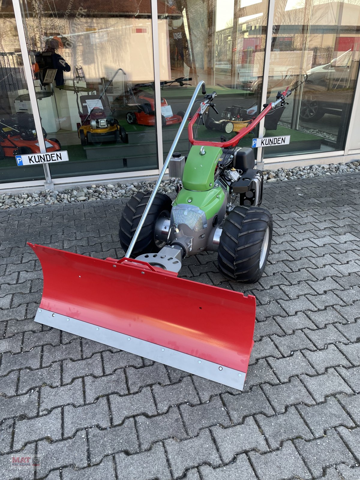 Motormäher of the type Rapid Varea M 161, Neumaschine in Waldkraiburg (Picture 1)