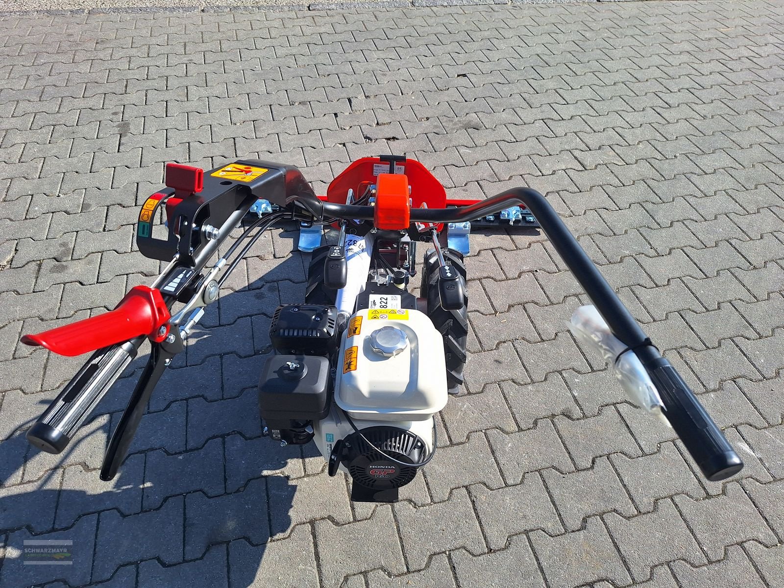 Motormäher of the type Reform CM 816 4.00-8 1,15m Motormäher, Neumaschine in Aurolzmünster (Picture 12)