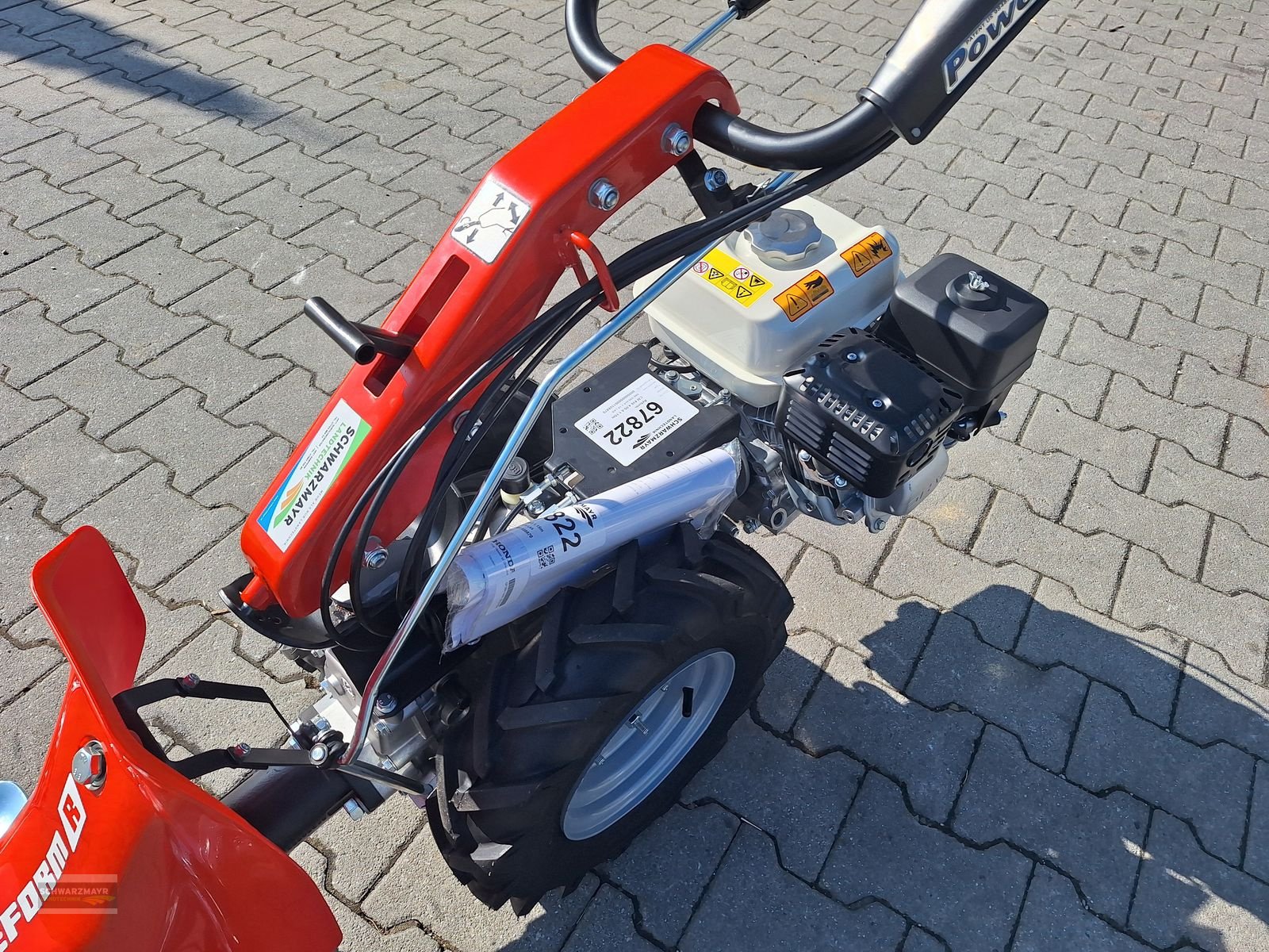 Motormäher of the type Reform CM 816 4.00-8 1,15m Motormäher, Neumaschine in Aurolzmünster (Picture 8)