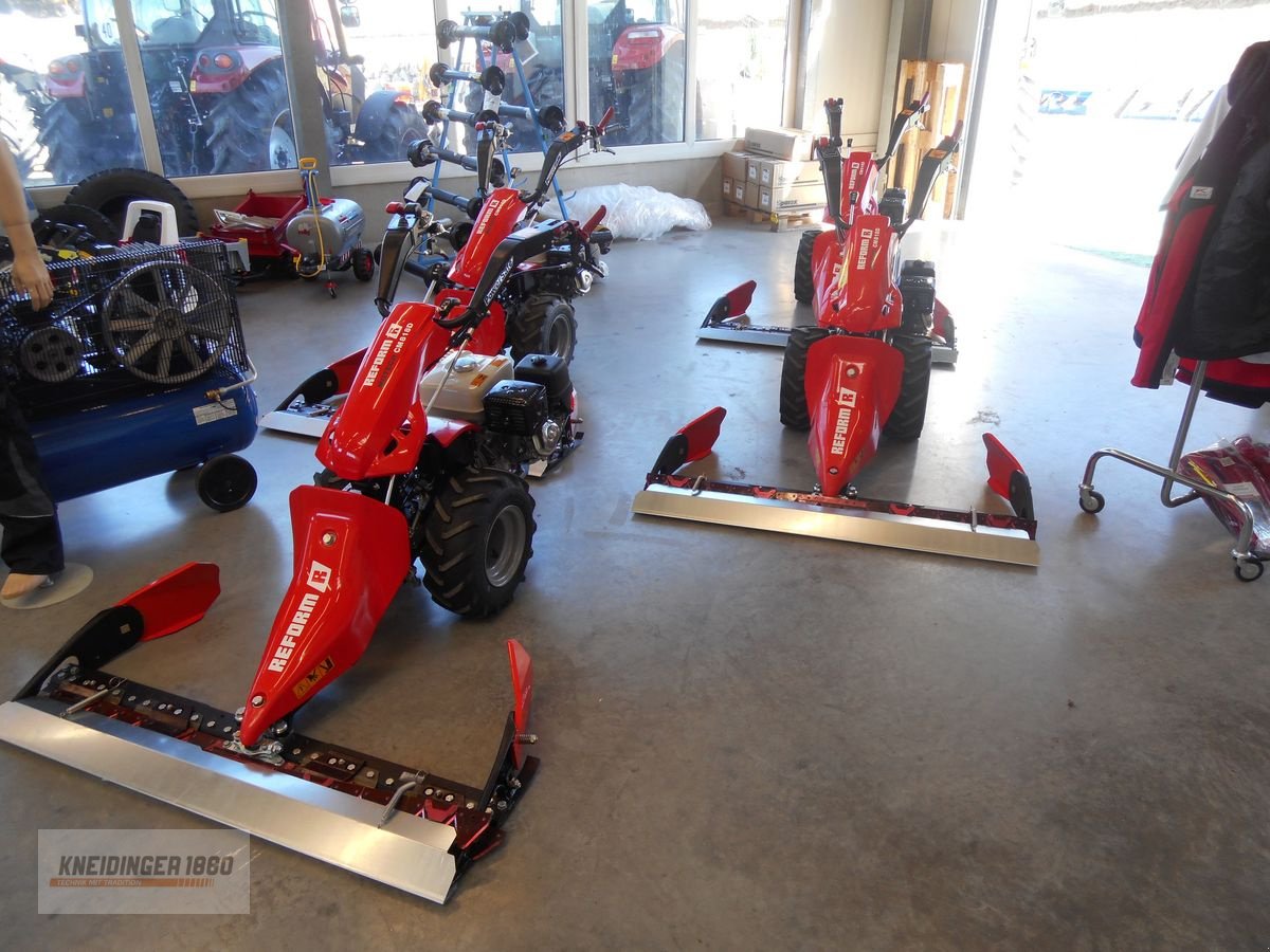 Motormäher of the type Reform CM 818D, Neumaschine in Altenfelden (Picture 1)