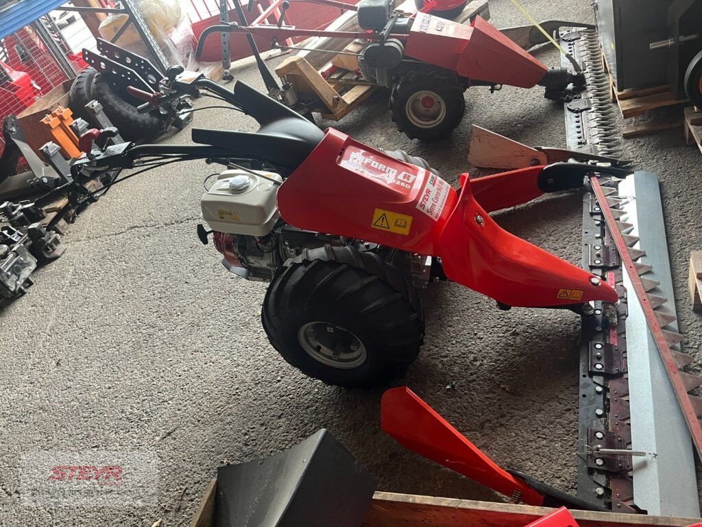 Motormäher of the type Reform Motech CM826 D m. Ölbadmähantrieb 1,45 Non-Stop, Neumaschine in Kilb (Picture 3)