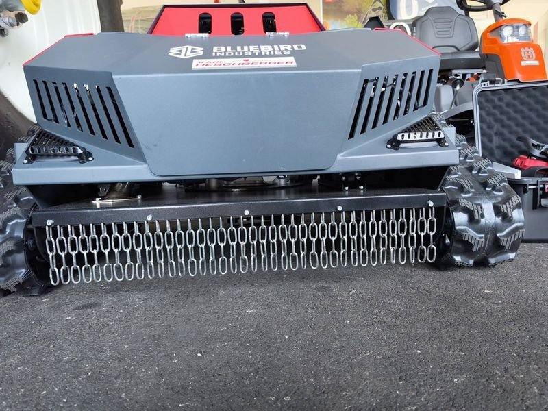 Motormäher of the type Sonstige Bluebird FM 24-70 Sichelmulcher, Neumaschine in St. Marienkirchen (Picture 9)