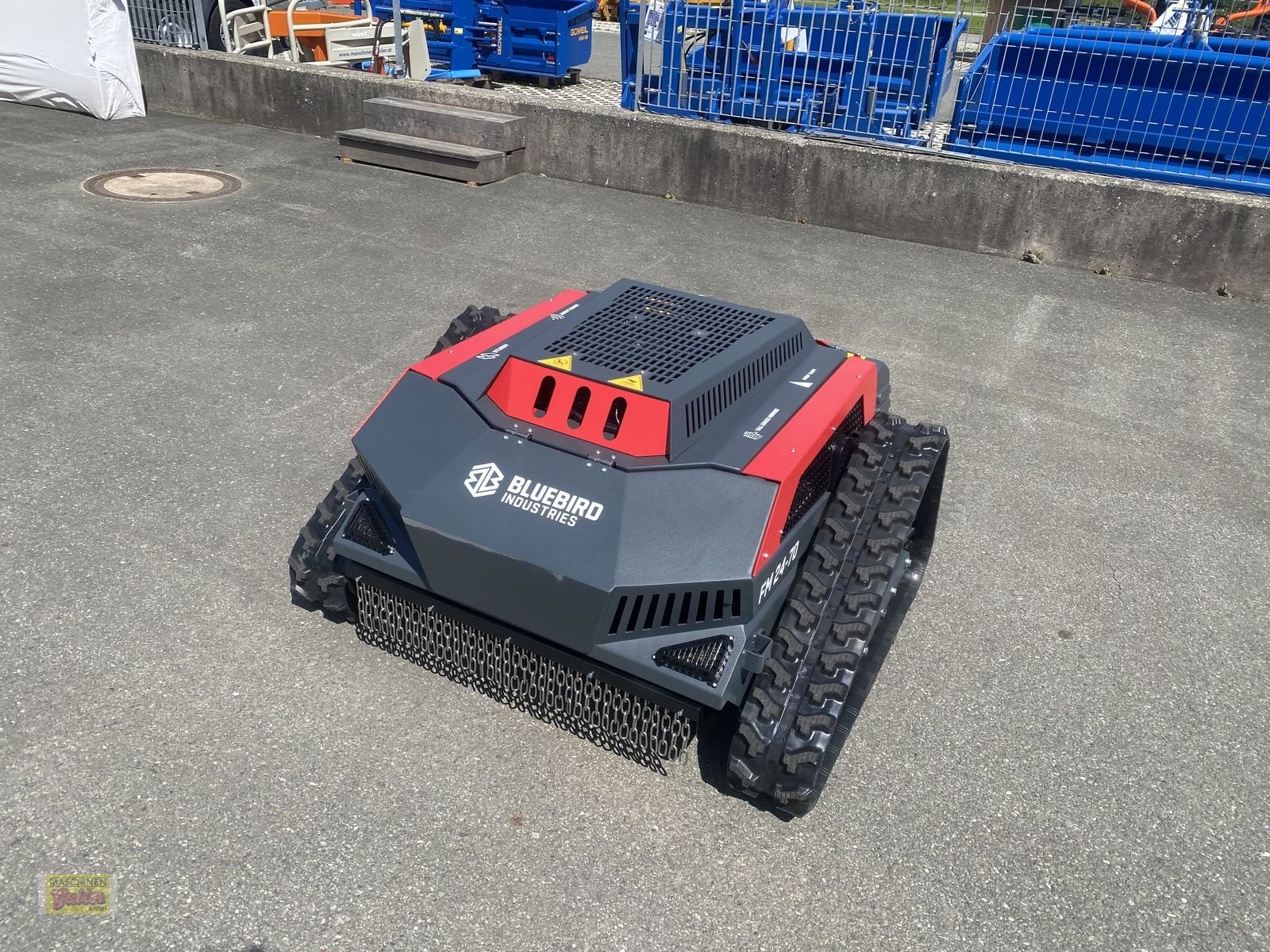 Motormäher des Typs Sonstige Bluebird FM24-70 Raupenmulcher mit Funk, Neumaschine in Kötschach (Bild 22)