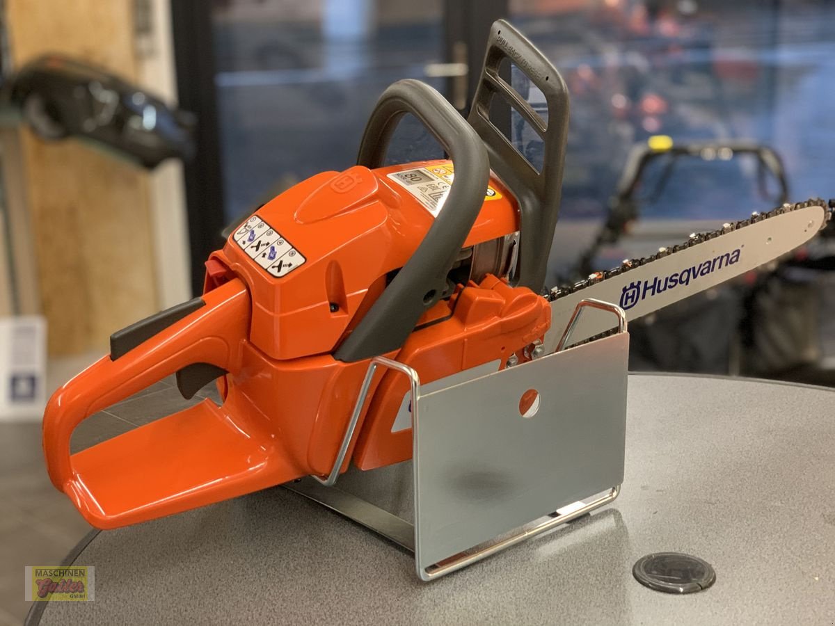 Motorsäge des Typs Husqvarna 120 Mark 2, Neumaschine in Kötschach (Bild 4)