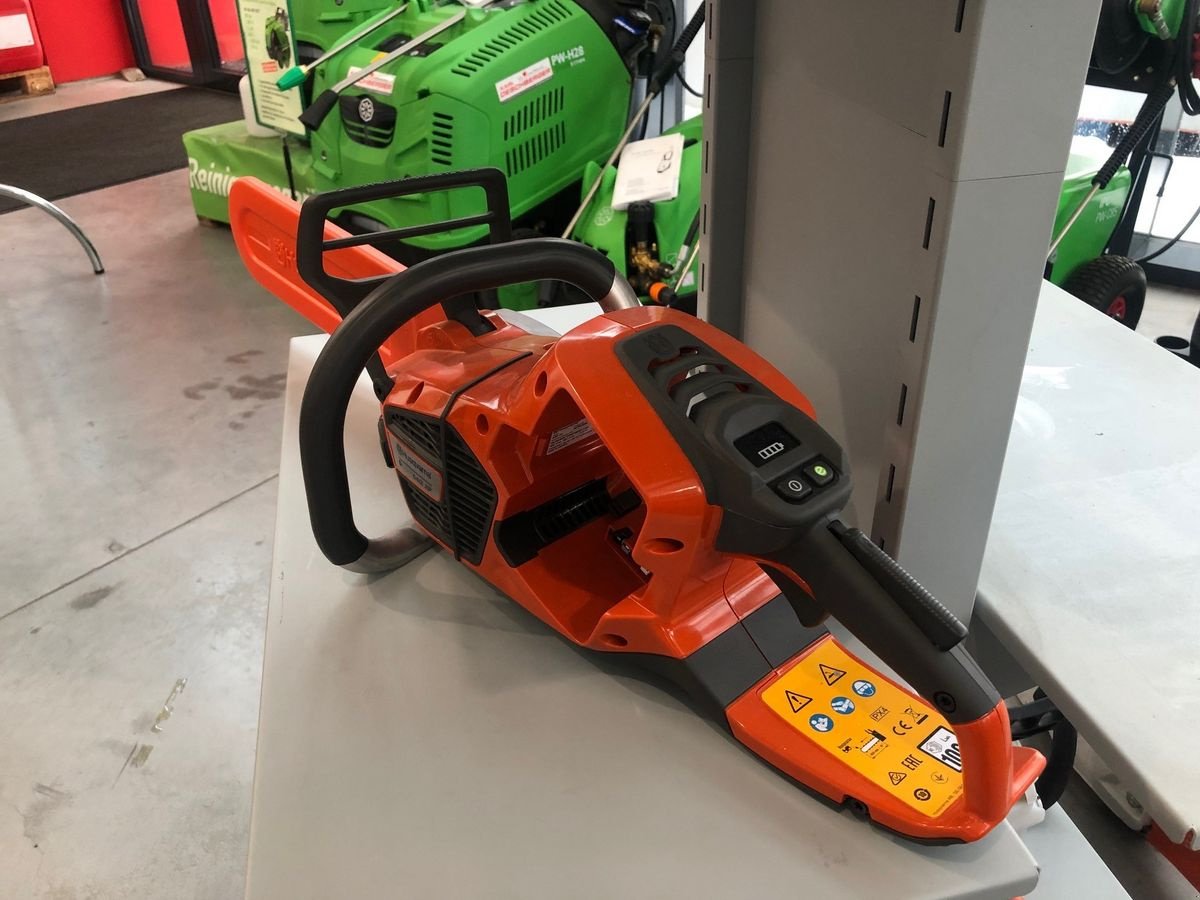 Motorsäge des Typs Husqvarna 540iXP Akku-Motorsäge, Neumaschine in St. Marienkirchen (Bild 2)