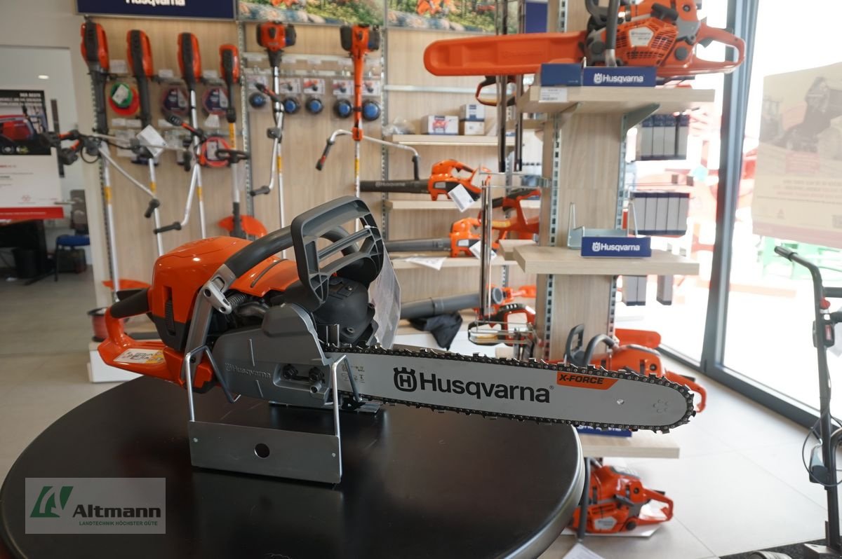 Motorsäge of the type Husqvarna 560 XP MARK II 18", Neumaschine in Lanzenkirchen (Picture 3)