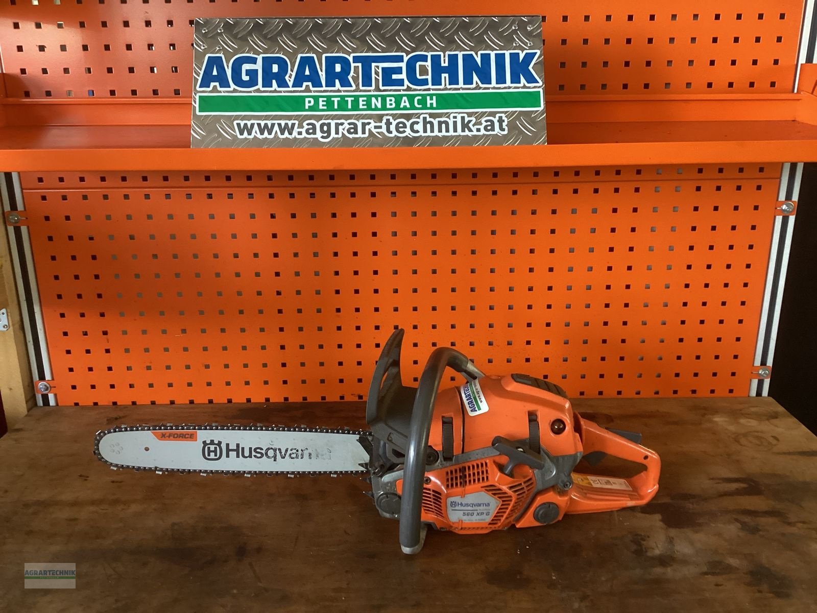 Motorsäge des Typs Husqvarna 560 XPG, Gebrauchtmaschine in Pettenbach (Bild 1)