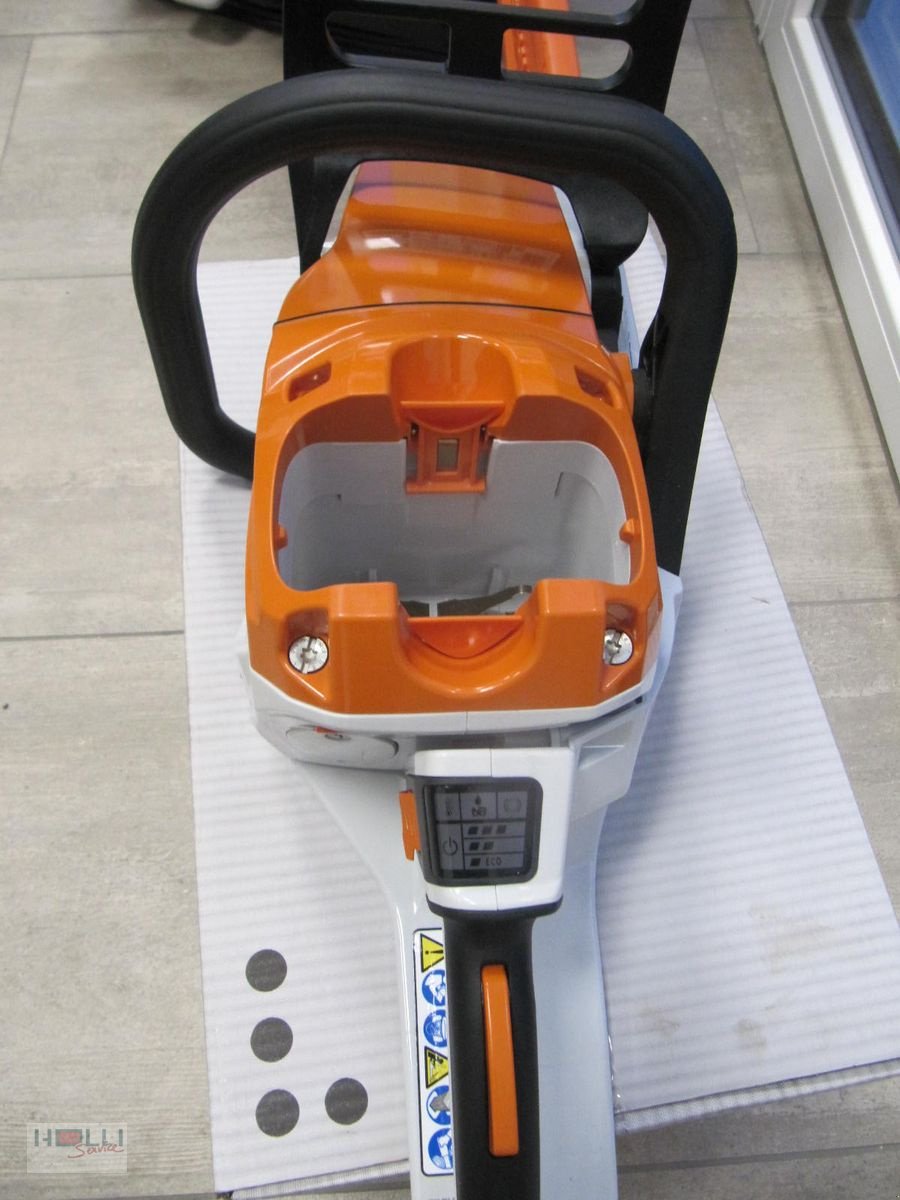 Motorsäge des Typs Stihl MSA 300, Neumaschine in Niederneukirchen (Bild 2)