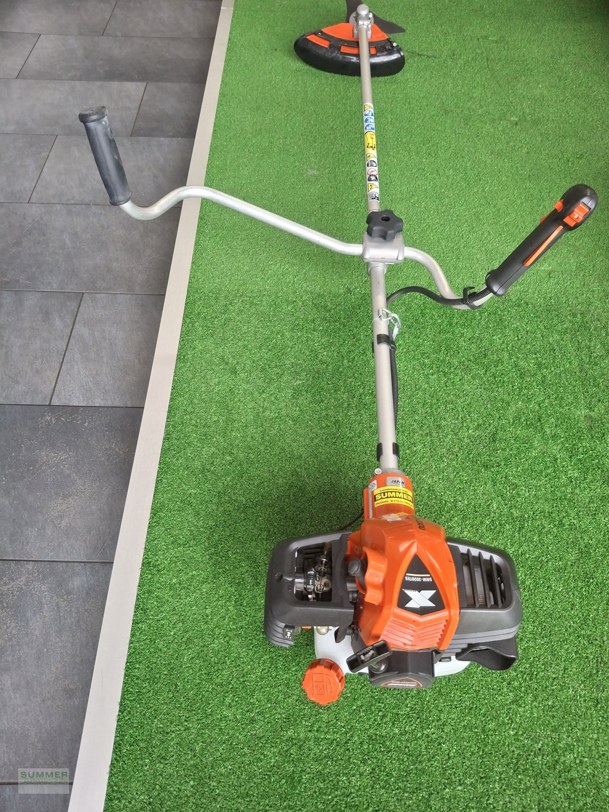 Motorsense des Typs Echo EKS-PRS3020-230U, Neumaschine in Pforzheim (Bild 2)