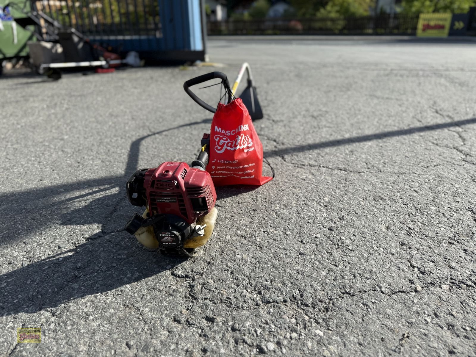 Motorsense des Typs Honda Rasentrimmer UMS 425 E, Gebrauchtmaschine in Kötschach (Bild 1)