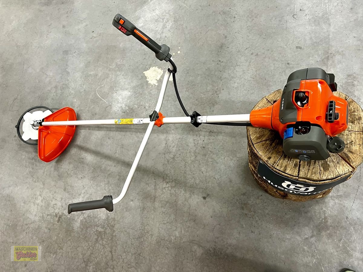 Motorsense типа Husqvarna 129R Motorsense mit Grasmesser, Trimmerkopf uvm., Neumaschine в Kötschach (Фотография 10)