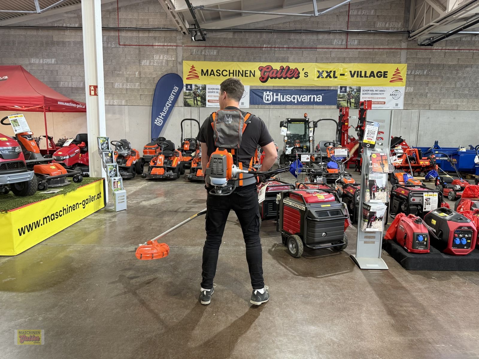 Motorsense des Typs Husqvarna 553RBX Profi-Motorsense Freischneider mit 50cm³, Neumaschine in Kötschach (Bild 2)