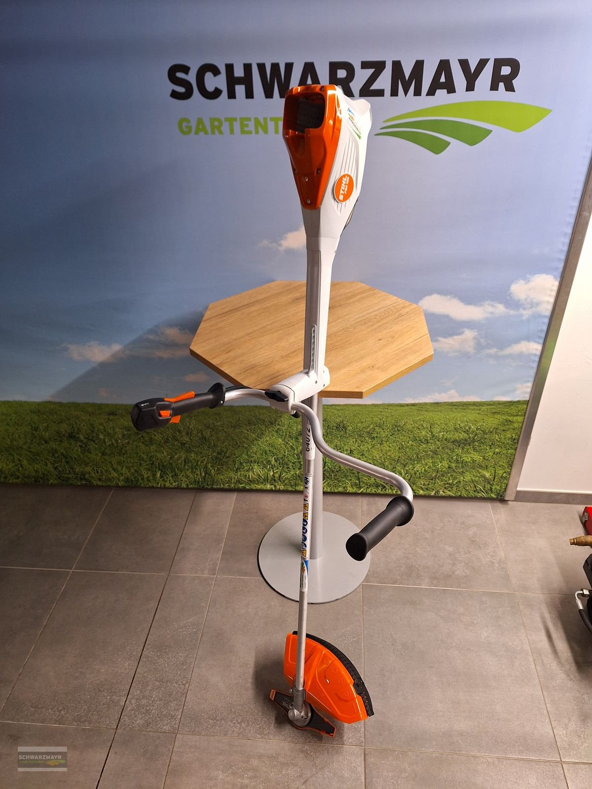 Motorsense του τύπου Stihl FSA 135, Neumaschine σε Aurolzmünster (Φωτογραφία 3)