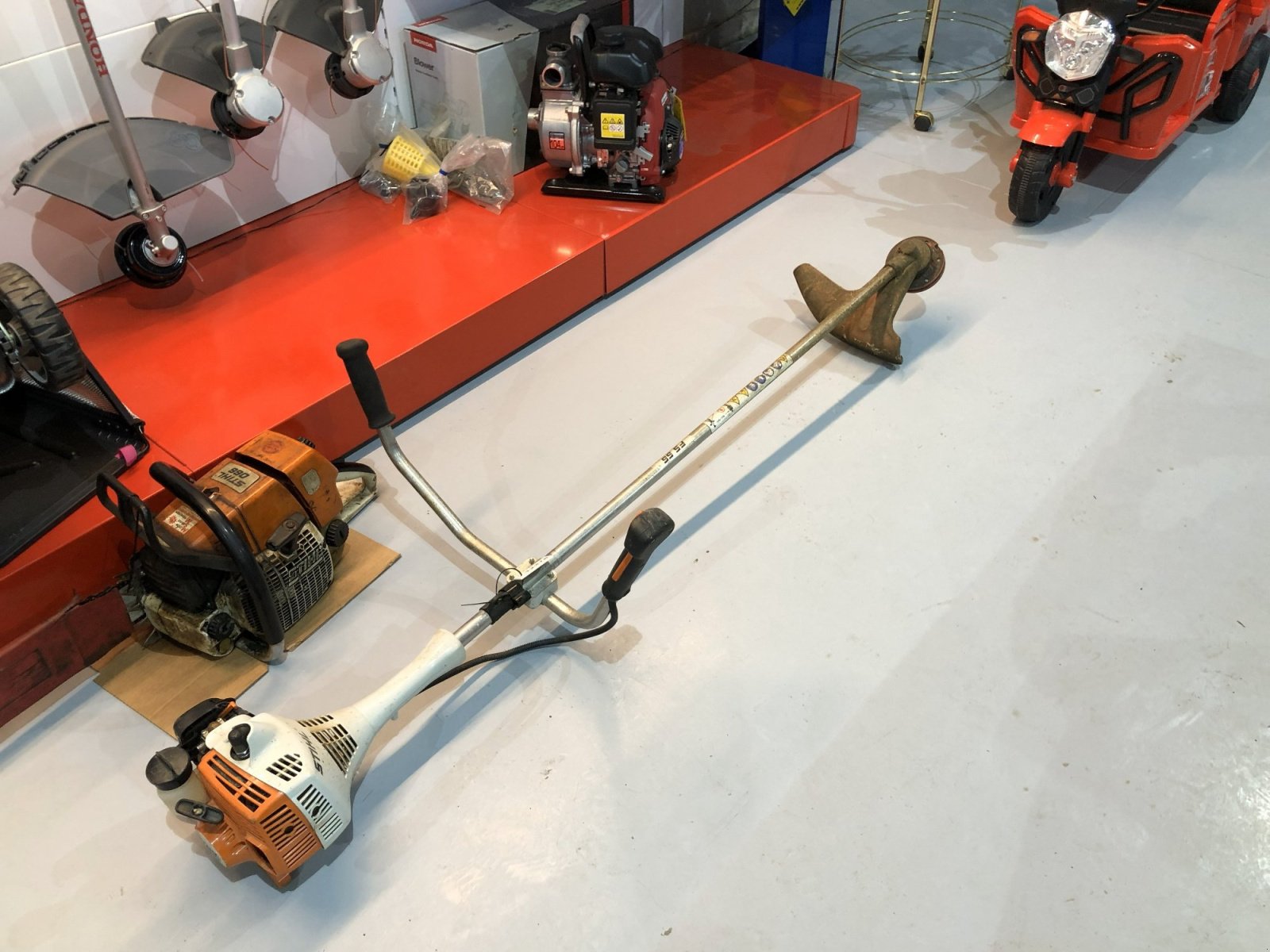 Motorsense του τύπου Stihl sonstiges, Gebrauchtmaschine σε Strem (Φωτογραφία 1)