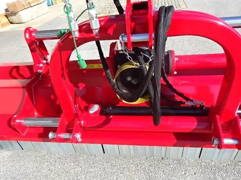 Mulcher tipa AGM MHV - 240- Schlegelmulcher- 2,4 Meter - hydrl. Verschiebung, Neumaschine u Neureichenau (Slika 13)