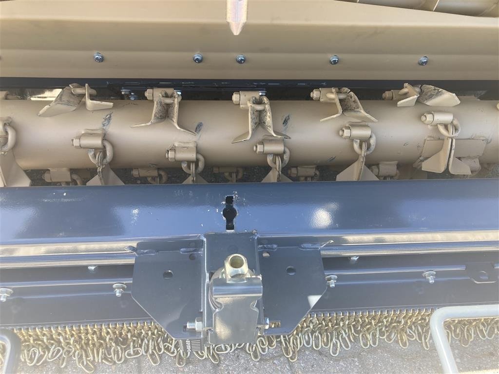 Mulcher от тип Amazone Profihopper 4WDi 1250 Smartline, Gebrauchtmaschine в Roskilde (Снимка 15)