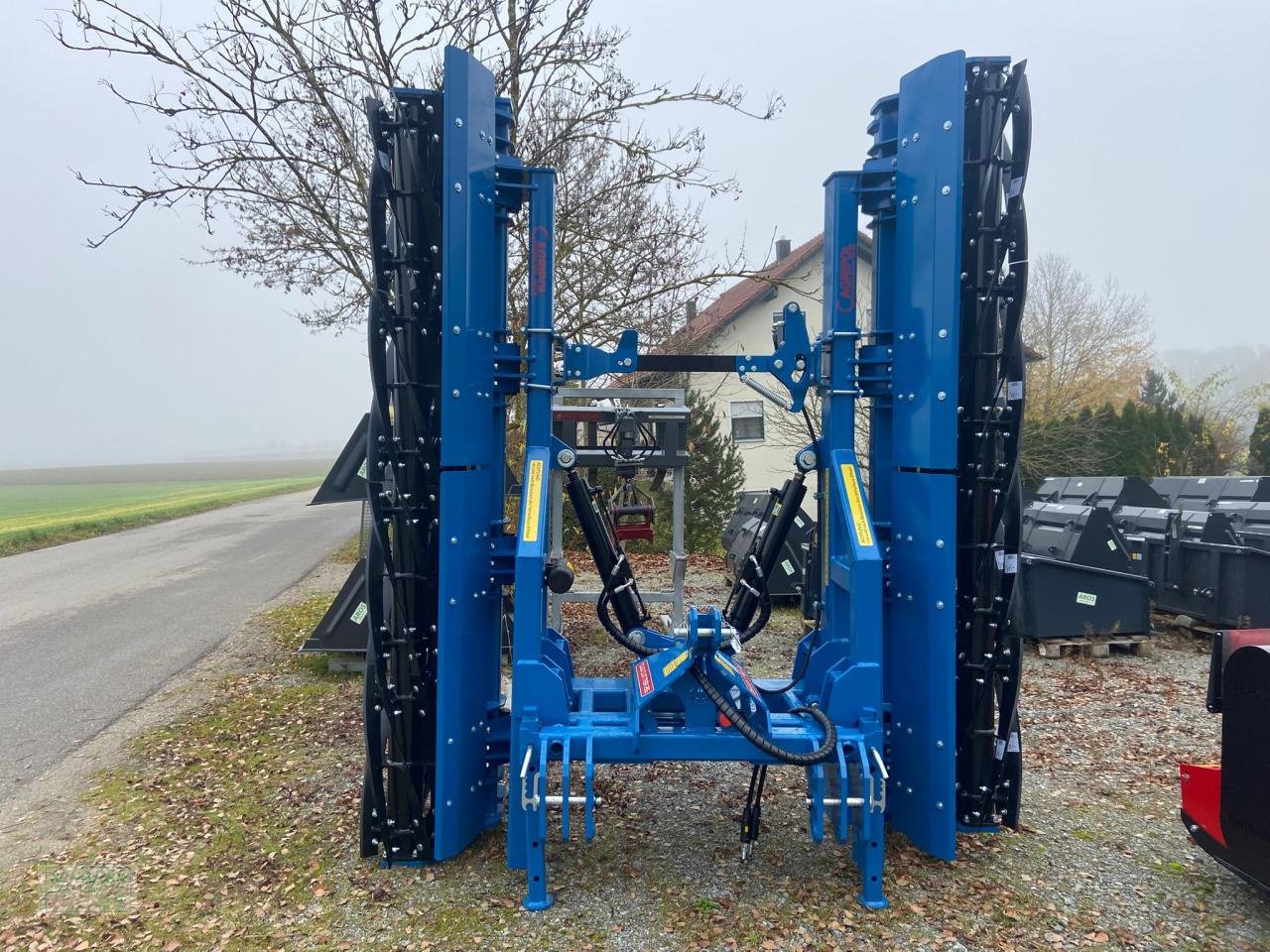 Mulcher del tipo AROS Messerwalze DuoCutter 6m klappbar, Neumaschine In Geiselhöring (Immagine 1)