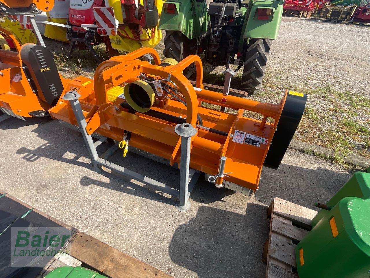 Mulcher του τύπου Berti EKR/S 220, Neumaschine σε OBERNDORF-HOCHMOESSINGEN (Φωτογραφία 2)