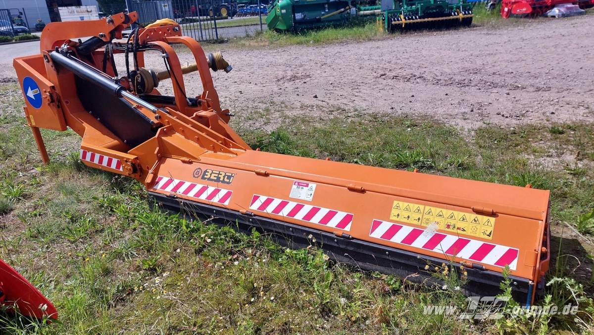 Mulcher typu Berti TRINCIARGINI WING 250, Gebrauchtmaschine v Schöppenstedt (Obrázok 1)