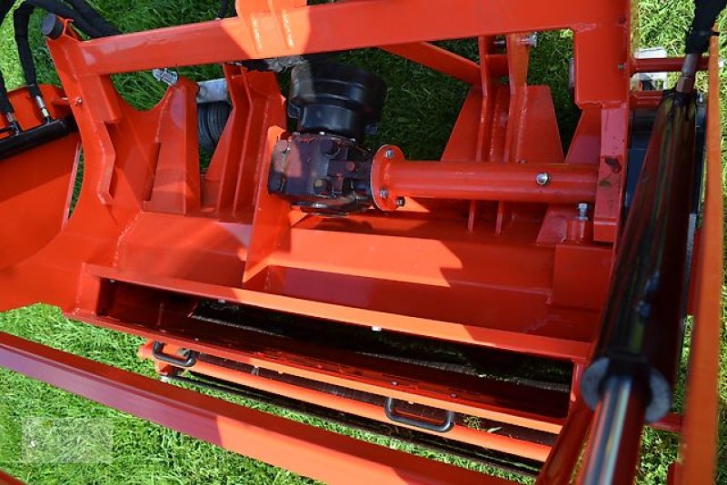 Mulcher des Typs Boxer Mulcher Boxer HIGH165 165 cm Hochentleerung Sammelbehälter NEU, Neumaschine in Sülzetal OT Osterweddingen (Bild 2)