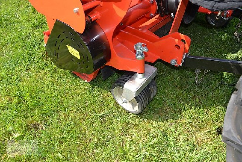 Mulcher des Typs Boxer Mulcher Boxer HIGH200 200 cm Hochentleerung Sammelbehälter NEU, Neumaschine in Sülzetal OT Osterweddingen (Bild 3)