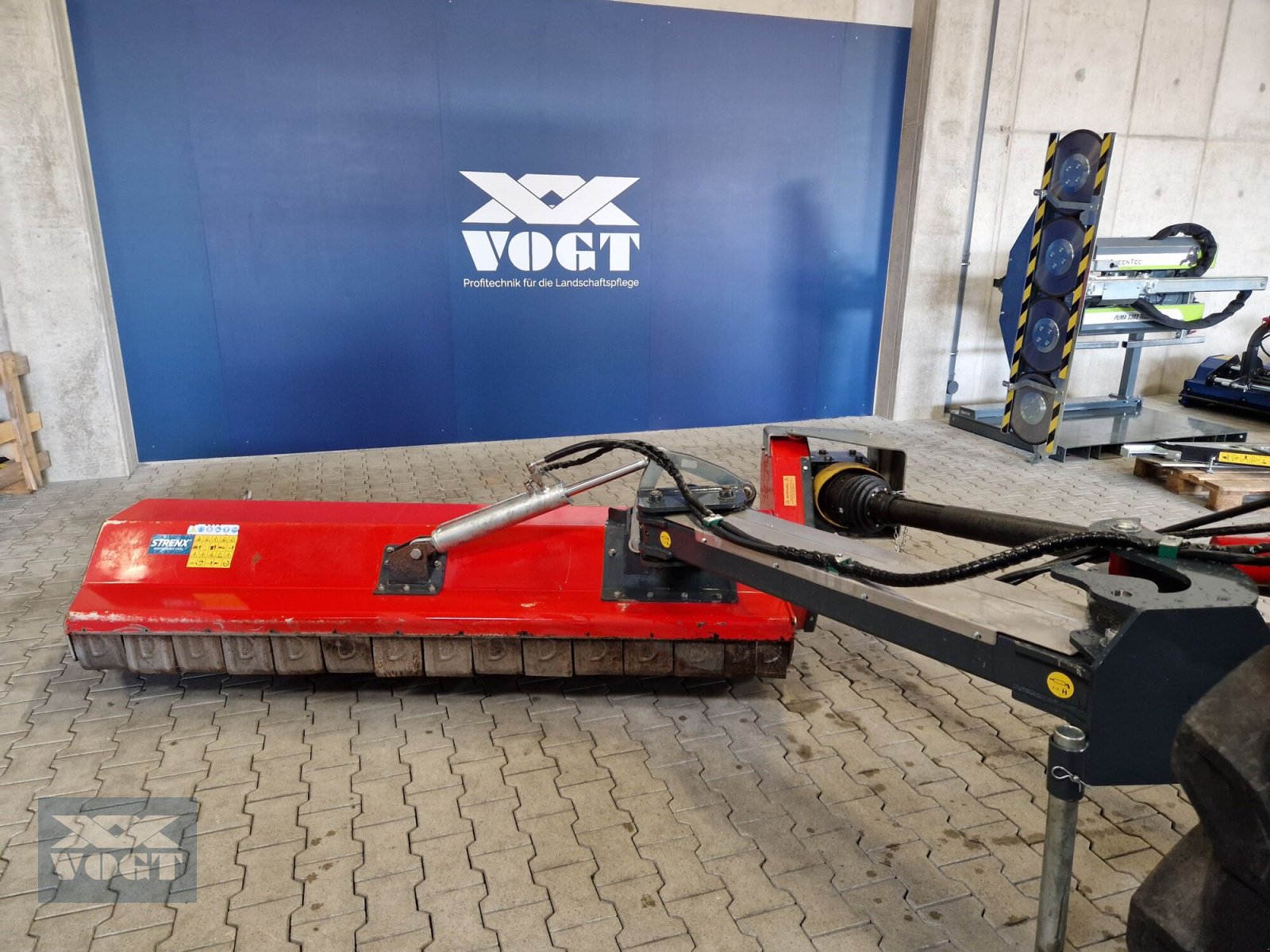 Mulcher typu DRAGONE COBRA 240 Plus Seitenmulcher /Böschungsmulcher /Heckmulcher, Gebrauchtmaschine v Schmallenberg (Obrázek 1)