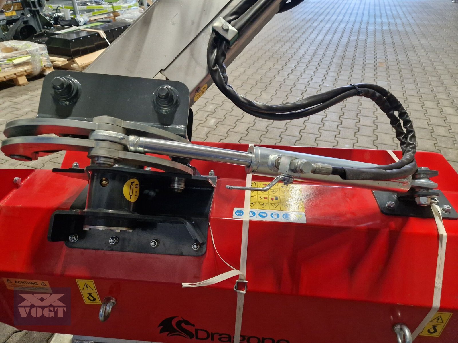 Mulcher van het type DRAGONE ROAD L 130 Seitenmulcher /Böschungsmulcher für Traktor, Gebrauchtmaschine in Schmallenberg (Foto 7)