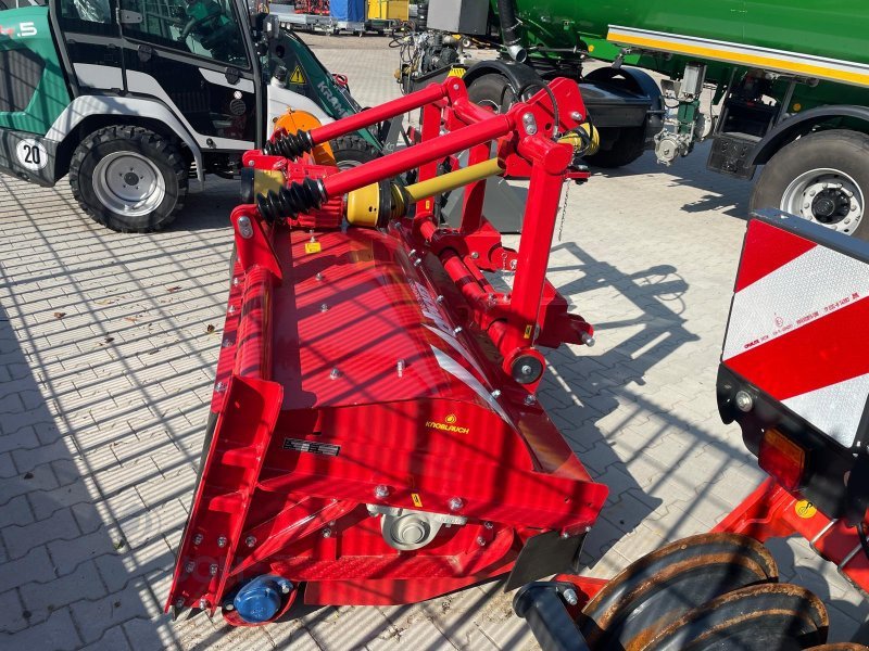 Mulcher des Typs Dücker UM 27, Neumaschine in Ringsheim (Bild 5)