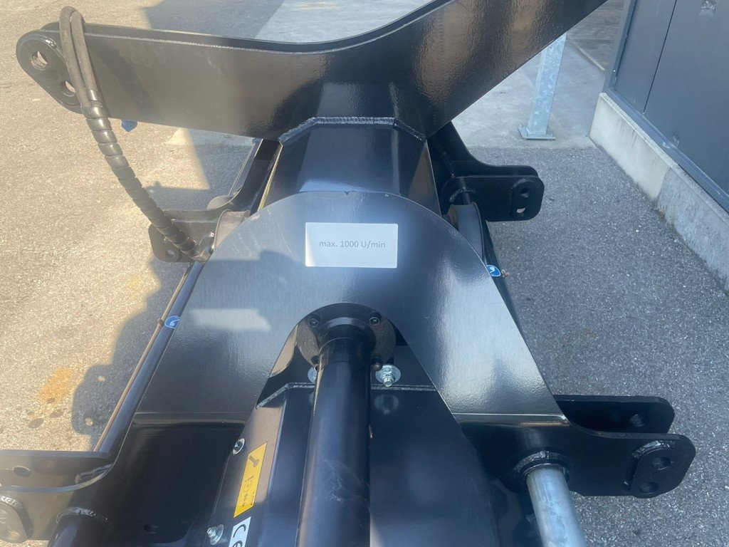 Mulcher of the type Fliegl SM TORNADO 2750, Neumaschine in Domdidier (Picture 6)