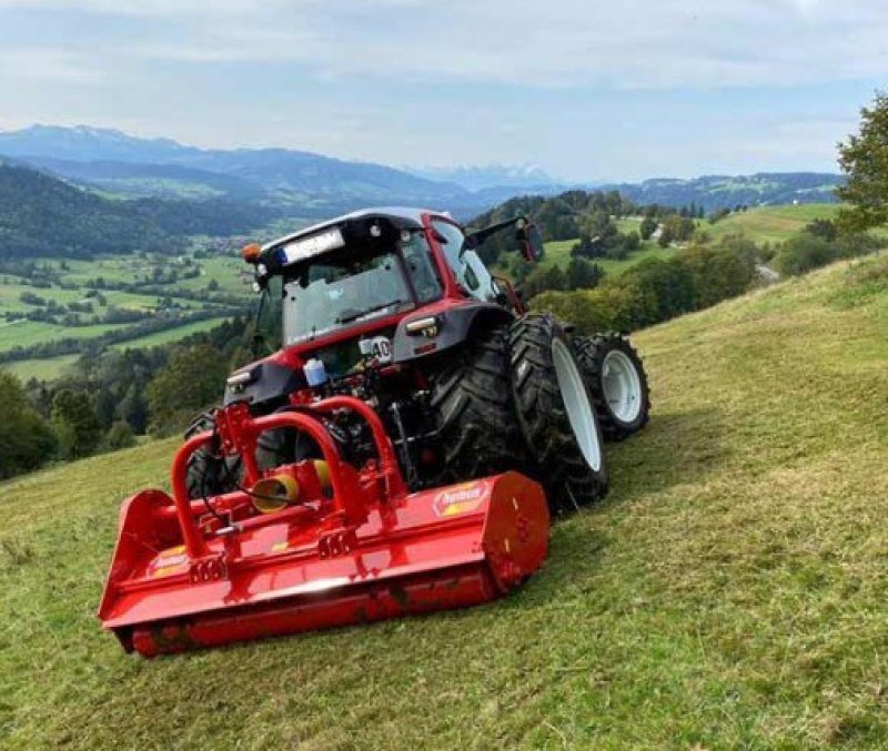 Mulcher of the type Humus KMF 260, Neumaschine in Altendorf (Picture 1)