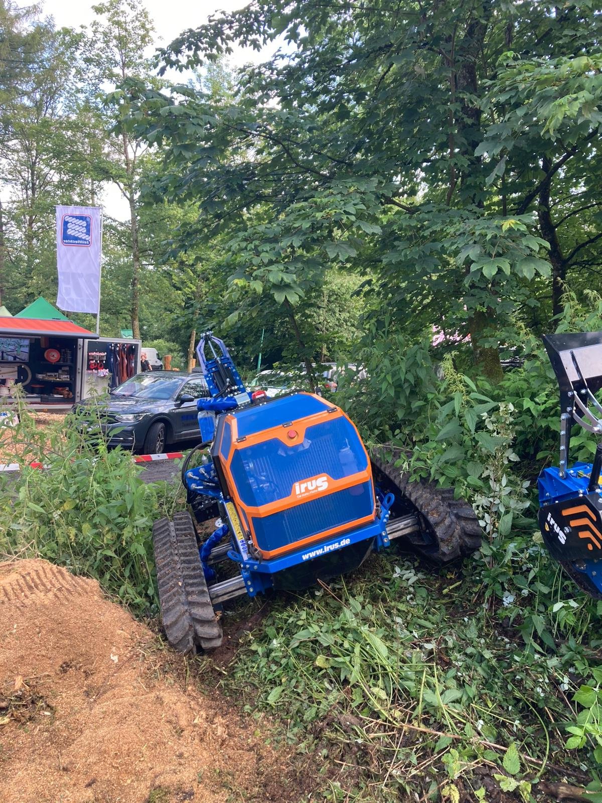 Mulcher typu Irus Deltrak, Mietmaschine v Wiedemar (Obrázek 5)