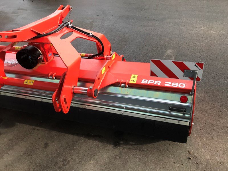 Mulcher of the type Kuhn BPR 280, Neumaschine in Henau (Picture 4)