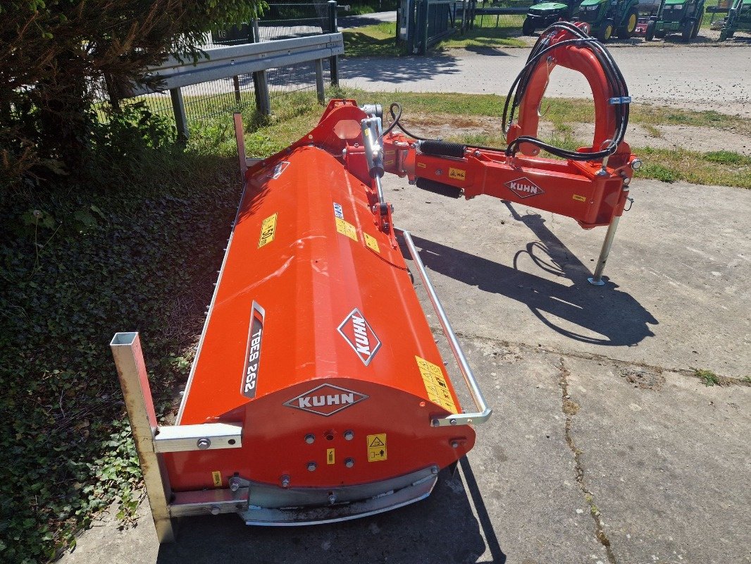 Mulcher typu Kuhn TBES 262, Neumaschine v Neubrandenburg (Obrázek 3)