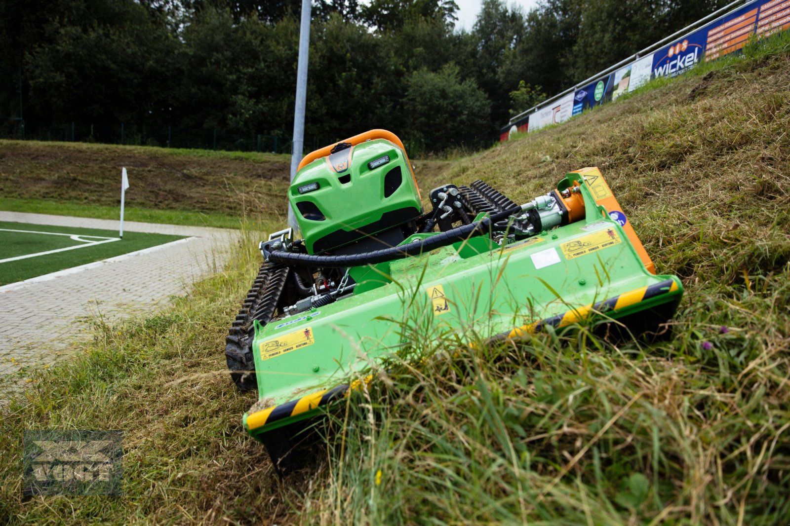 Mulcher типа MDB L-115 Mulchkopf /Schlegelmulcher für Mähraupe /Mulchraupe /Funkraupe, Gebrauchtmaschine в Schmallenberg (Фотография 14)