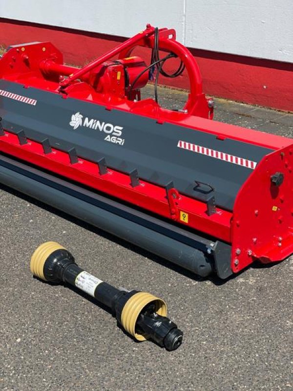 Mulcher des Typs Minos Agri Mulcher T-DSPH 2400 **NEU**, Neumaschine in Münstermaifeld (Bild 4)