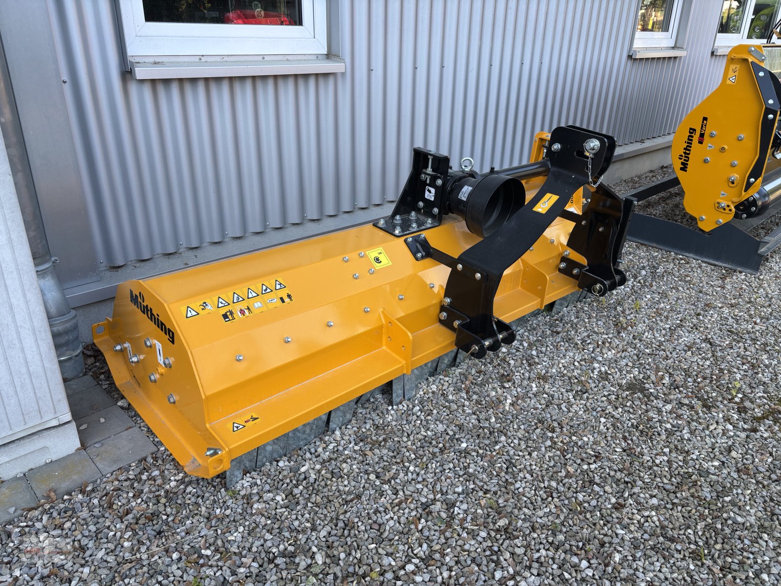 Mulcher of the type Müthing Ecotop 200, Neumaschine in Mitterscheyern (Picture 1)