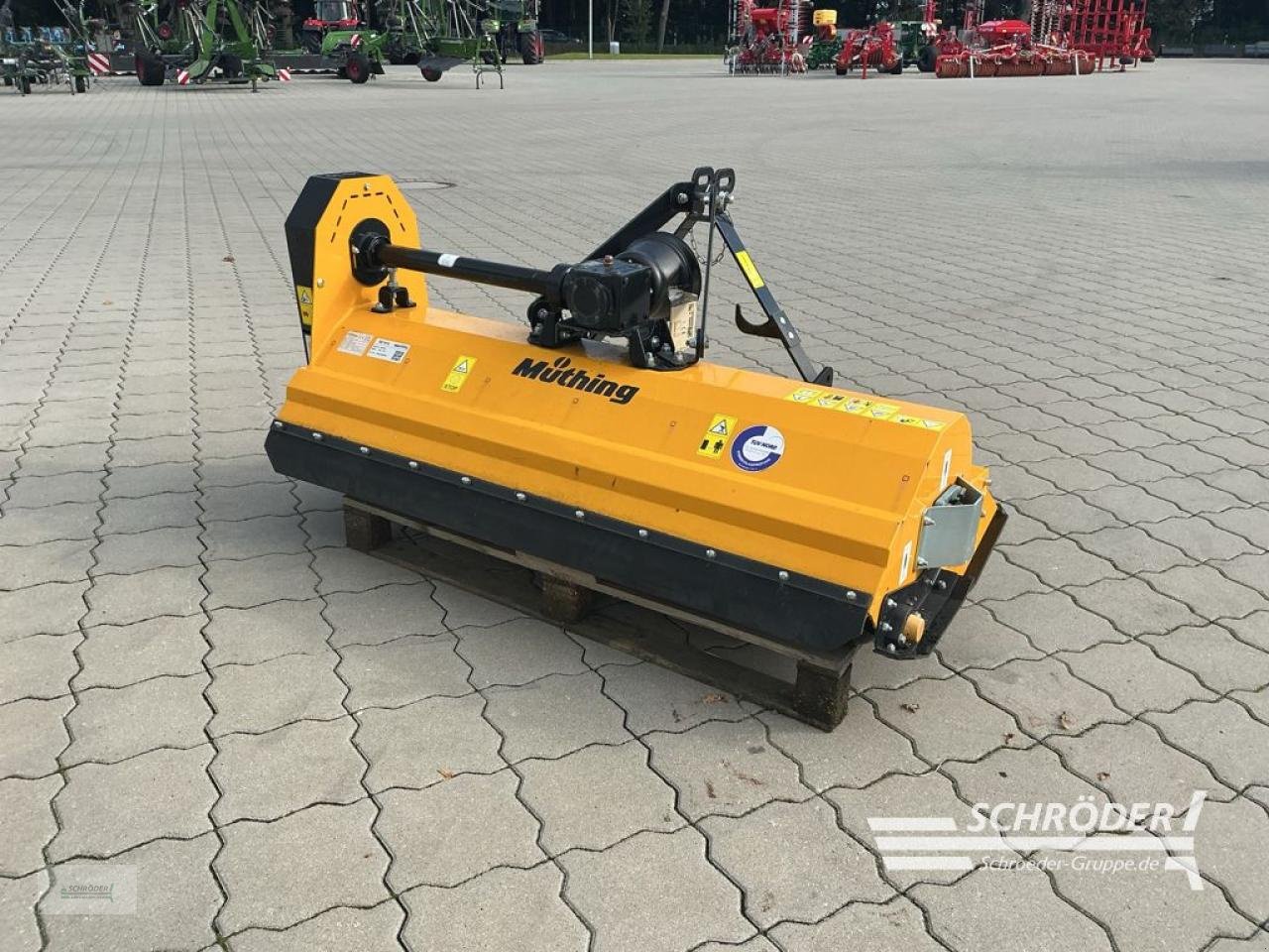Mulcher des Typs Müthing MU-C 140, Neumaschine in Hemmoor (Bild 3)