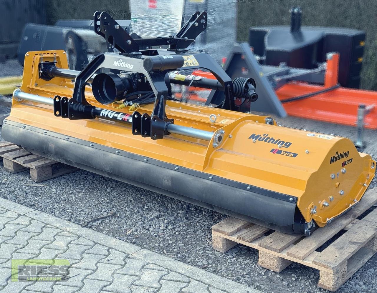 Mulcher des Typs Müthing MU-L 280 Vario Verschleißeinlage, Neumaschine in Homberg/Ohm - Maulbach (Bild 1)