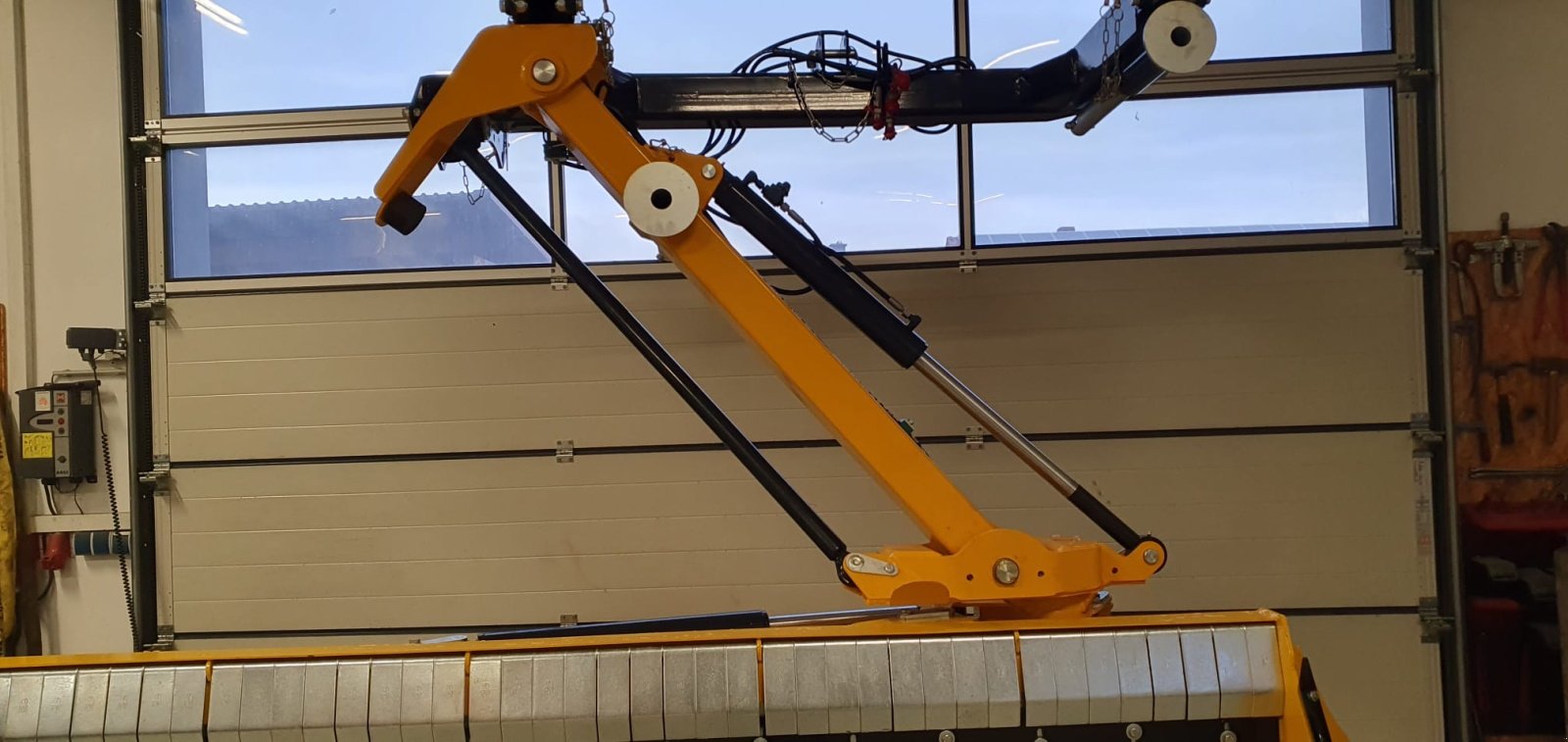 Mulcher des Typs Müthing MU-L/S 250, Neumaschine in Bogen (Bild 3)