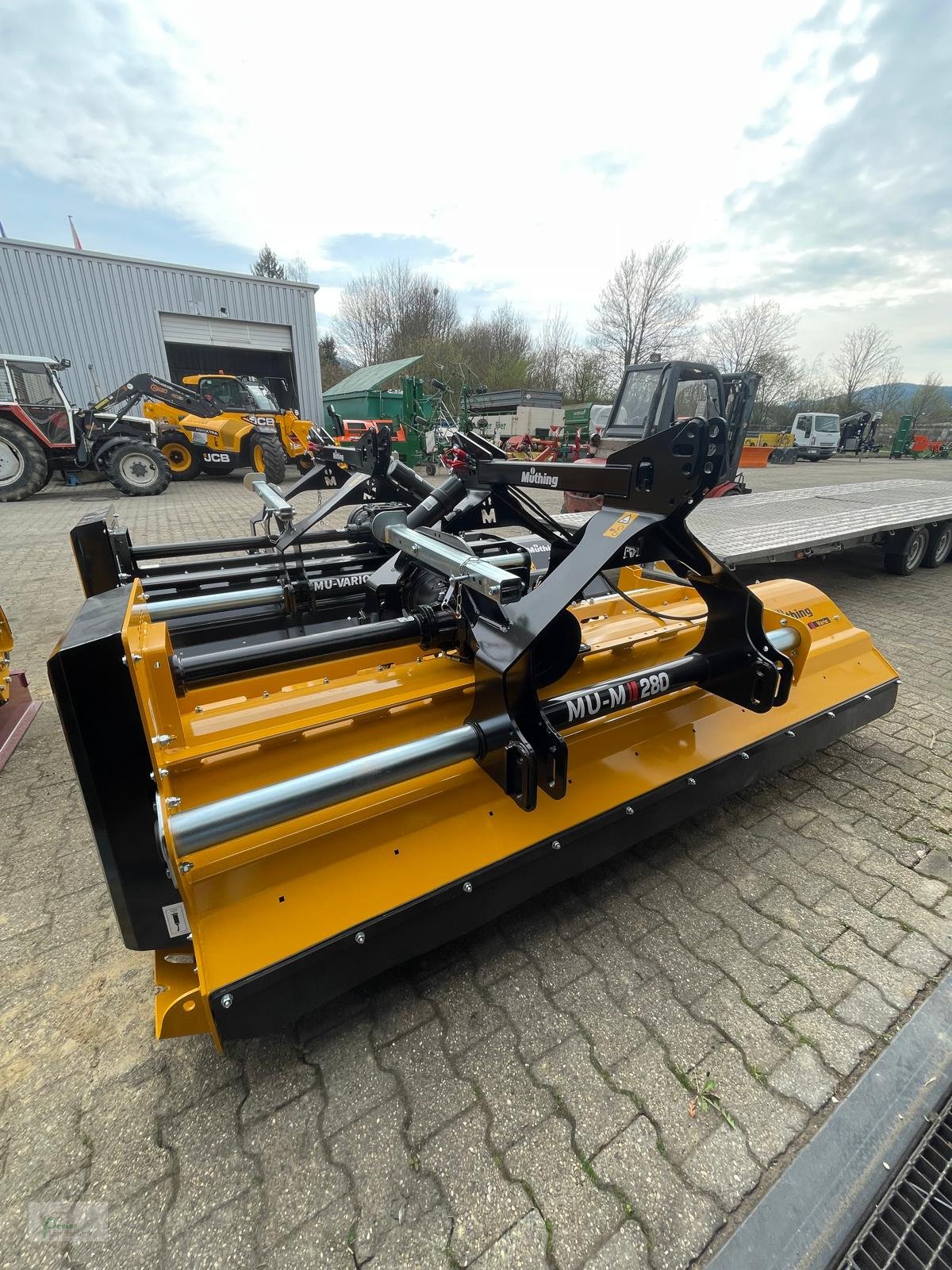 Mulcher of the type Müthing MU-M 280, Neumaschine in Bad Kötzting (Picture 4)