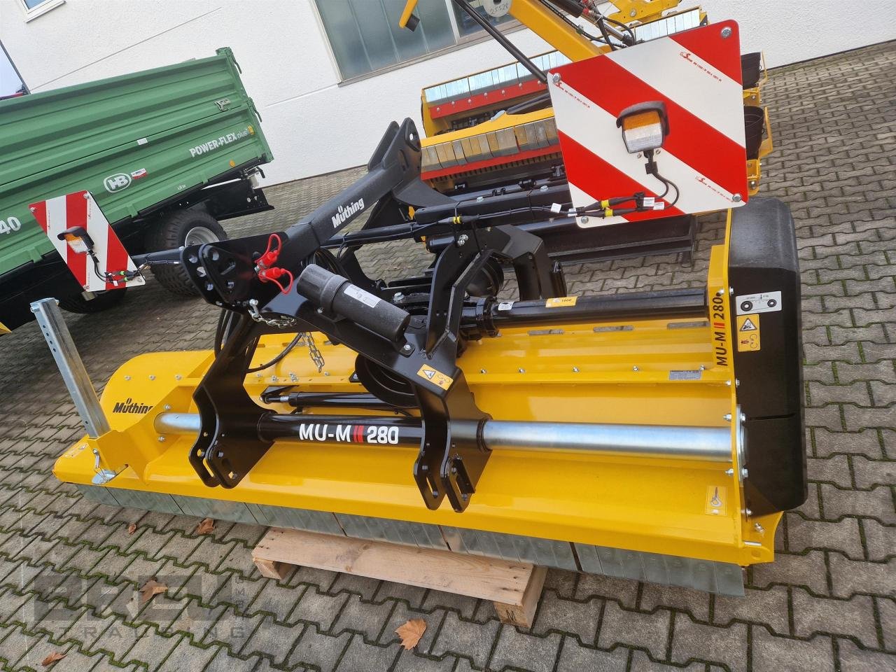 Mulcher des Typs Müthing MU-M 280cm Front- und Heckmulchgerät, Neumaschine in Straubing (Bild 1)