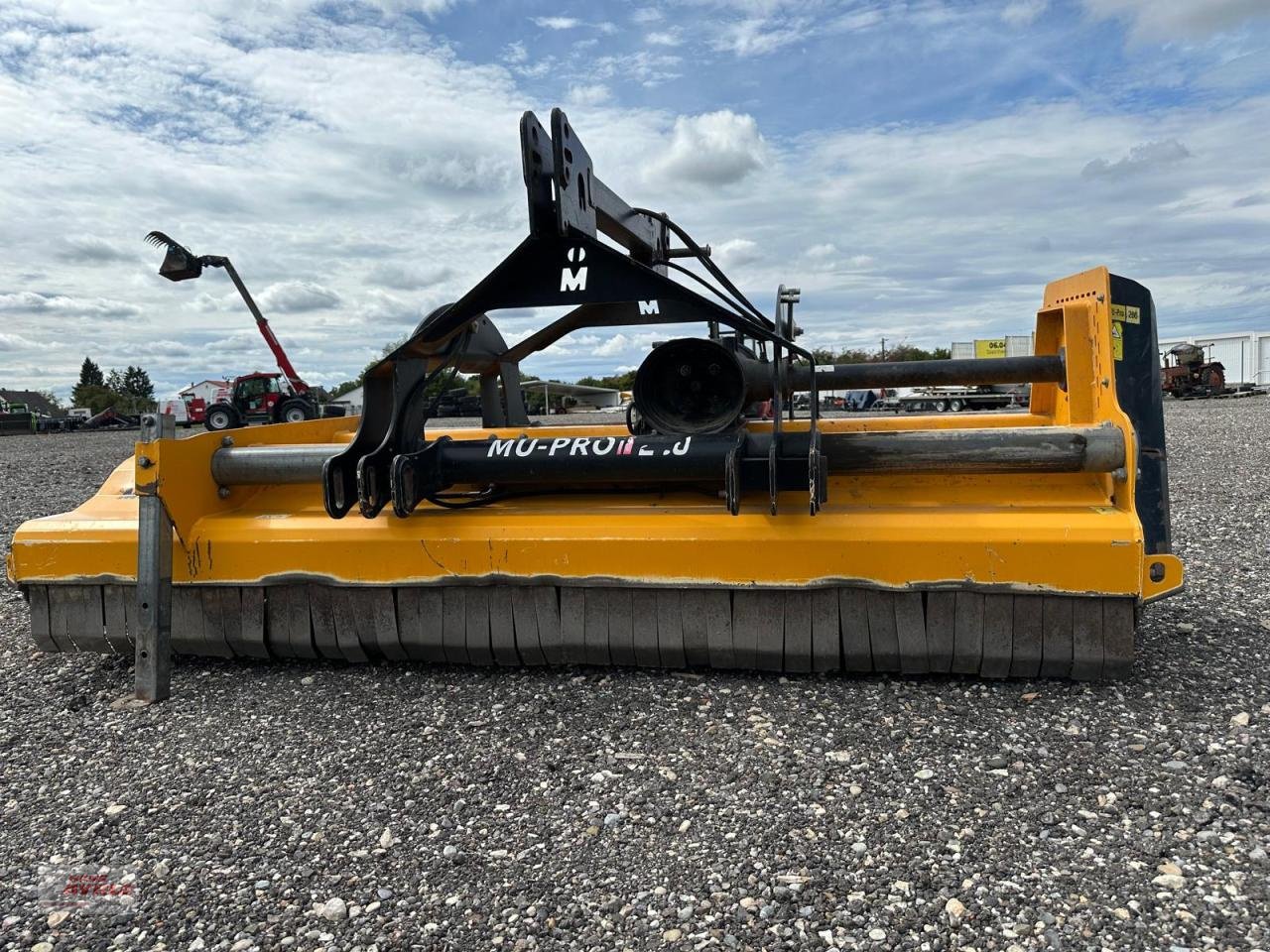 Mulcher του τύπου Müthing MU-PRO Vario/seitl., Gebrauchtmaschine σε Steinheim (Φωτογραφία 1)
